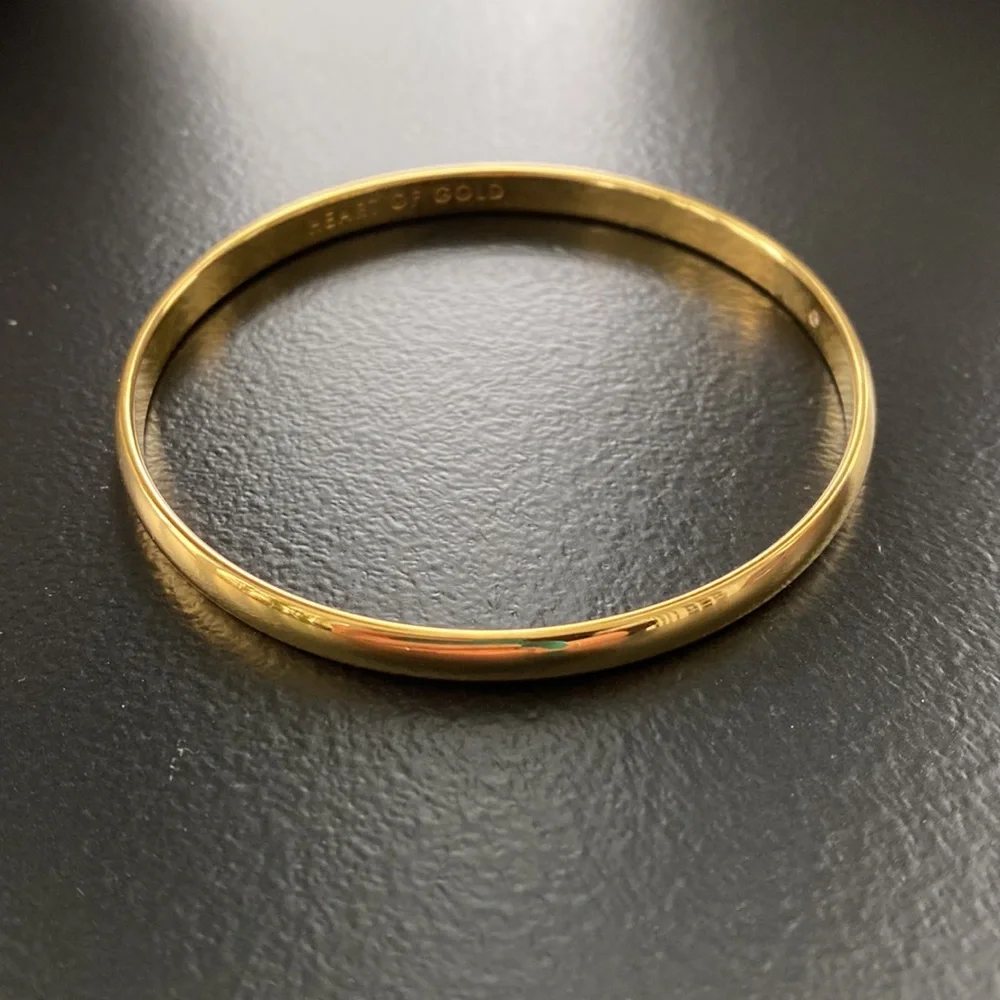 Kate Spade  NWOT Heart Of Gold Idiom Bangle - Picture 5 of 10